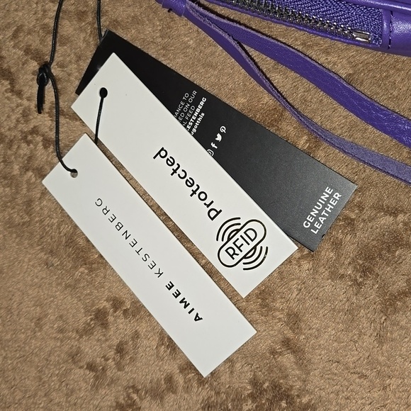 New Aimee Kestenburg Tamitha Phone Crossbody with RFID Dust Bag Purple Haze - Picture 3 of 8